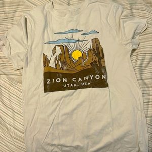 Good fellow (Target Brand) Amazing Trendy Graphic T-Shirt; Zion Canyon